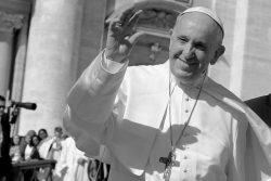 ZMARŁ PAPIEŻ FRANCISZEK